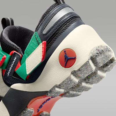 Jordan Trunner LX Women s Shoes. Nike IN